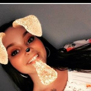 Meet your Posher, Summer mariie